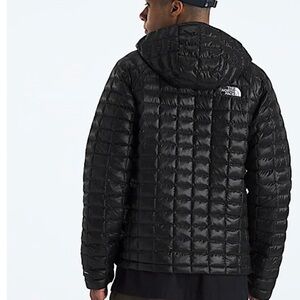 The North Face Men's Quilted Black Puffer Jacket